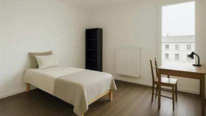 Room for rent in Nanterre, Île-de-France