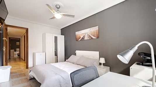 Rooms in Alcalá de Henares - photo 5