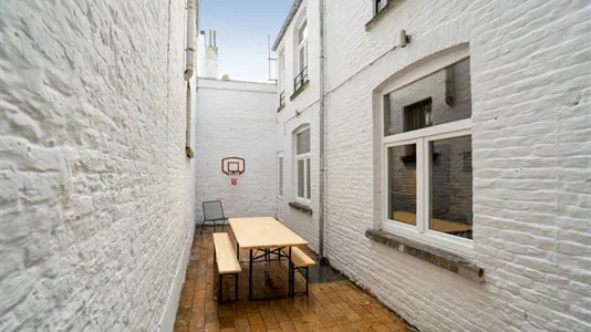 Rooms in Charleroi - photo 4