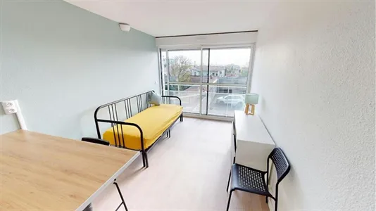 Apartments in Bordeaux - photo 5