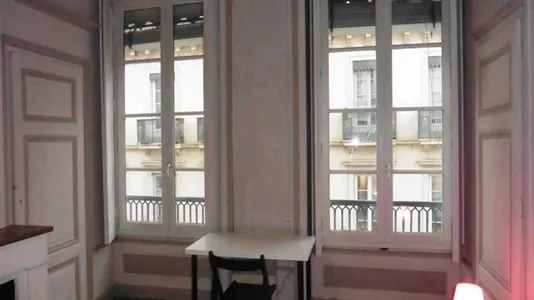 Rooms in Lyon - photo 4