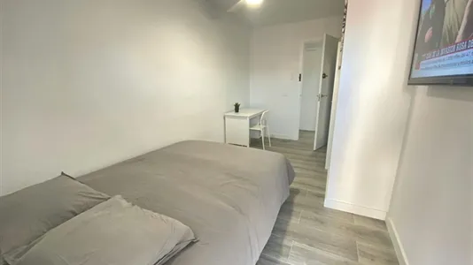 Rooms in Adaro - photo 7