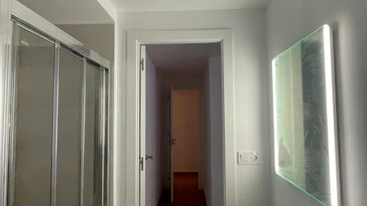 Rooms in Manises - photo 7