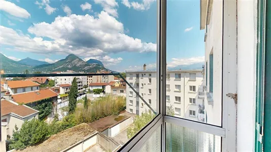 Apartments in Grenoble - photo 3