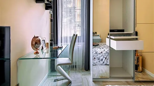 Rooms in Milano Zona 2 - Stazione Centrale, Gorla, Turro, Greco, Crescenzago - photo 5