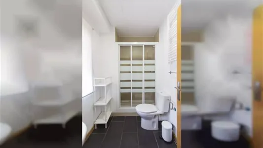 Rooms in Madrid Salamanca - photo 9