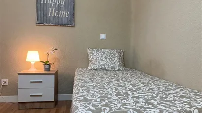 Room for rent in Madrid Puente de Vallecas, Madrid