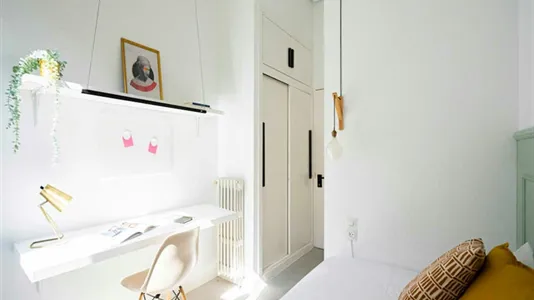 Rooms in Madrid Centro - photo 10