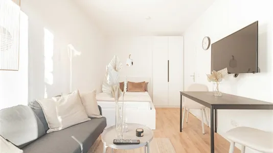 Apartments in Dusseldorf - photo 6