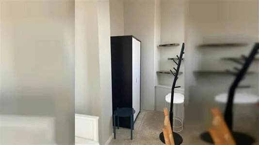 Rooms in Brussels Sint-Jans-Molenbeek - photo 2