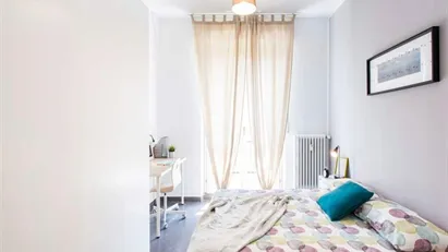 Room for rent in Buccinasco, Lombardia