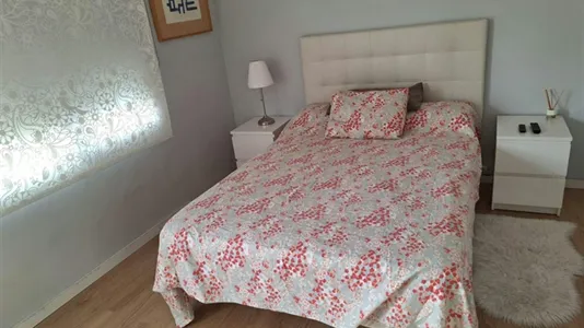 Rooms in Murcia - photo 2