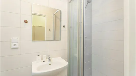 Apartments in Location is not specified - photo 6