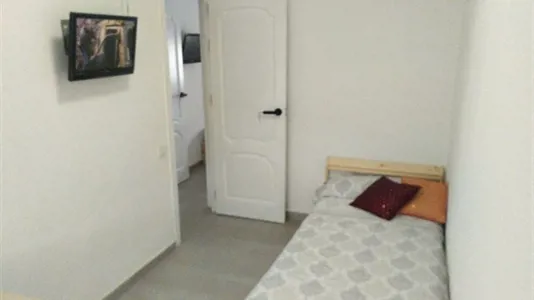Rooms in El Cerezo - photo 1