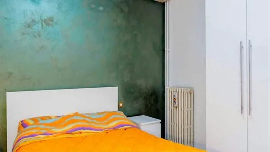 Rooms in Milano Zona 5 - Vigentino, Chiaravalle, Gratosoglio - photo 2