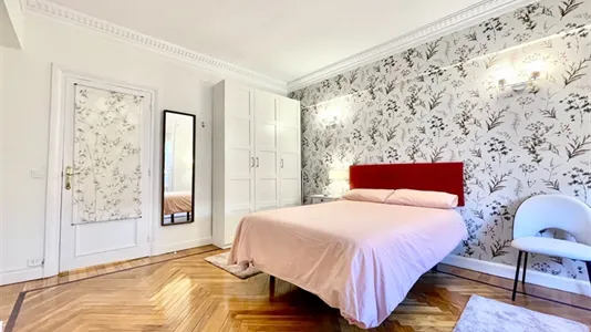 Rooms in Bilbao - photo 10