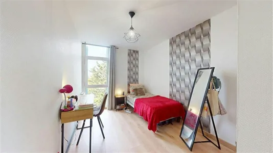 Rooms in Lyon - photo 2
