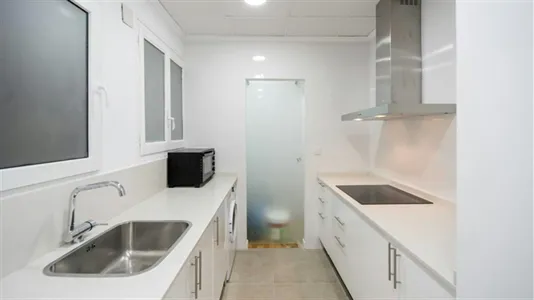 Rooms in Valencia Ciutat Vella - photo 7