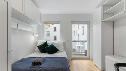 Apartments in Berlin Lichtenberg - photo 2