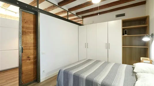 Apartments in Barcelona Ciutat Vella - photo 8