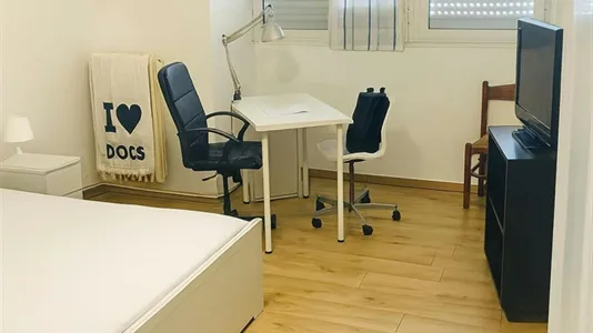 Rooms in Milano Zona 8 - Fiera, Gallaratese, Quarto Oggiaro - photo 2