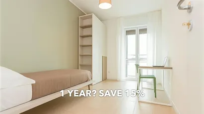 Room for rent in Milano Zona 2 - Stazione Centrale, Gorla, Turro, Greco, Crescenzago, Milan Room for rent in Milano Zona 2 - Stazione Centrale, Gorla, Turro, Greco, Crescenzago, Milan