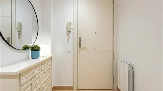 Rooms in Barcelona Eixample - photo 10