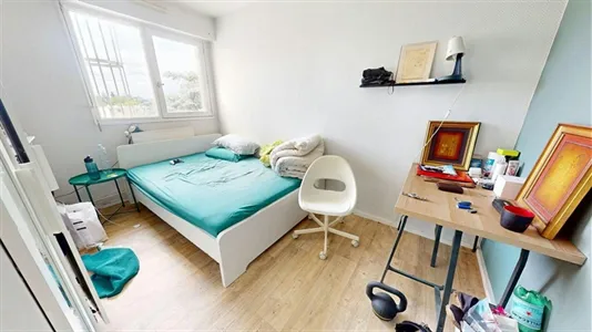Rooms in Lyon - photo 2