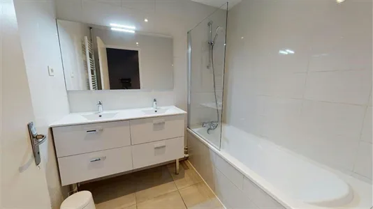 Rooms in Lyon - photo 9