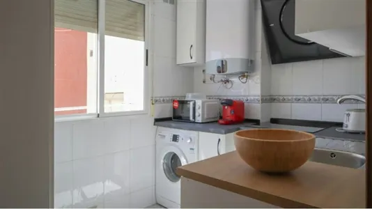 Rooms in Madrid Ciudad Lineal - photo 8