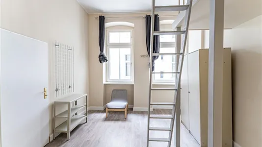 Rooms in Berlin Charlottenburg-Wilmersdorf - photo 4