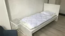 Room for rent, Stad Brussel, Brussels, &lt;span class=&quot;blurred street&quot; onclick=&quot;ProcessAdRequest(7714360)&quot;&gt;&lt;span class=&quot;hint&quot;&gt;See streetname&lt;/span&gt;[xxxxxxxxxxxxx]&lt;/span&gt;