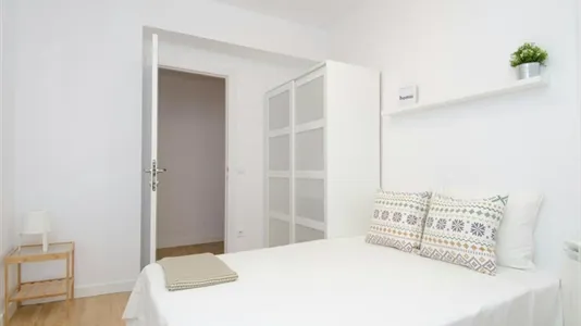 Rooms in Madrid Chamberí - photo 1