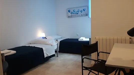 Rooms in Barcelona Gràcia - photo 4