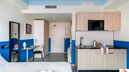 Apartments in Madrid Centro - photo 4