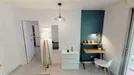 Room for rent, Montpellier, Occitanie, &lt;span class=&quot;blurred street&quot; onclick=&quot;ProcessAdRequest(13261685)&quot;&gt;&lt;span class=&quot;hint&quot;&gt;See streetname&lt;/span&gt;[xxxxxxxxxxxxx]&lt;/span&gt;