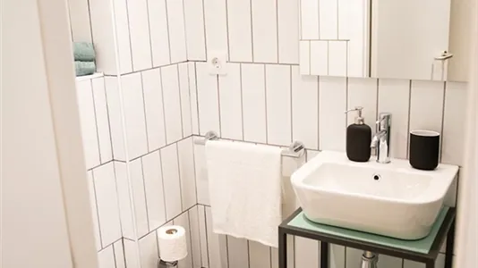 Rooms in Barcelona Sant Martí - photo 5