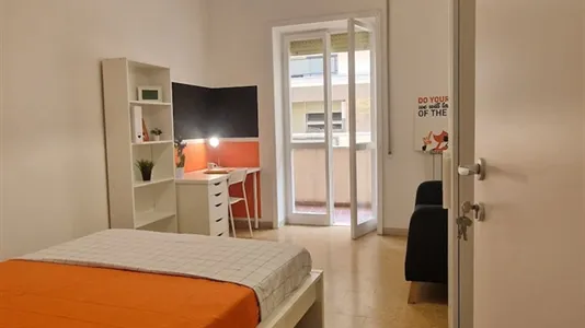 Rooms in Roma Municipio VIII – Appia Antica - photo 4