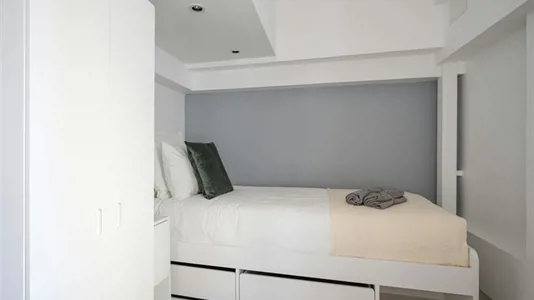 Rooms in Paris 20ème arrondissement - photo 1