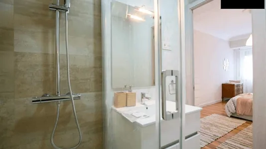 Rooms in Bilbao - photo 7