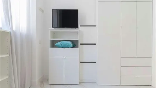 Rooms in Milano Zona 5 - Vigentino, Chiaravalle, Gratosoglio - photo 6