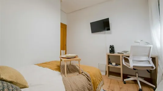 Rooms in Madrid Arganzuela - photo 3