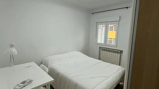 Rooms in Adaro - photo 1