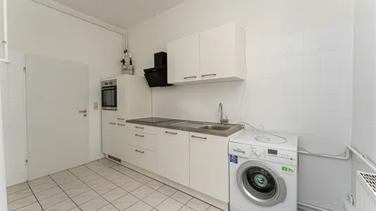 Rooms in Berlin Friedrichshain-Kreuzberg - photo 8