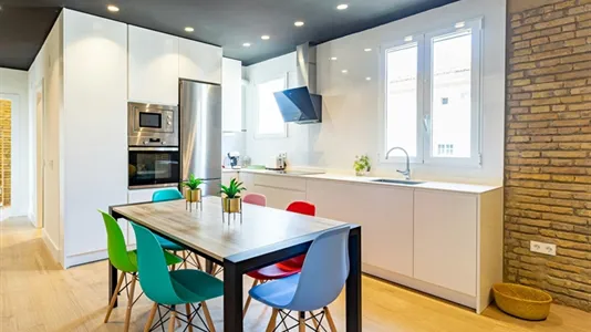 Rooms in Valencia Ciutat Vella - photo 8