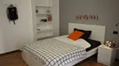Room for rent, Turin, Piemonte, &lt;span class=&quot;blurred street&quot; onclick=&quot;ProcessAdRequest(10900837)&quot;&gt;&lt;span class=&quot;hint&quot;&gt;See streetname&lt;/span&gt;[xxxxxxxxxxxxx]&lt;/span&gt;
