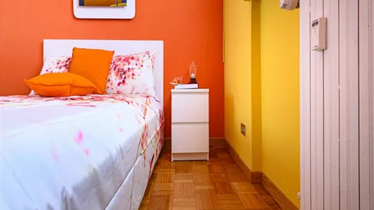 Rooms in Sesto San Giovanni - photo 3