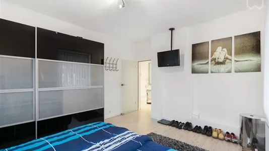 Apartments in Amsterdam Centrum - photo 1