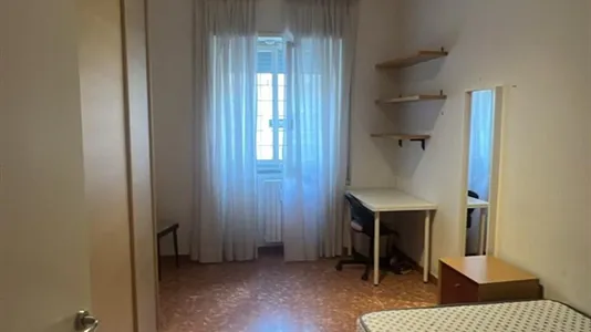 Rooms in Roma Municipio XIV – Monte Mario - photo 4