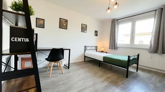 Rooms in Magdeburg - photo 1